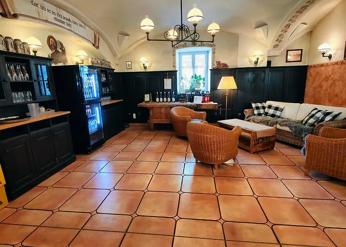 A8 Hotel Im Darchinger Hof Bed & Breakfast - Zwischen Holzkirchen Und Weyarn - Zwischen Muenchen Salzburg Und Innsbruck - Kurz Vor Dem Irschenberg
